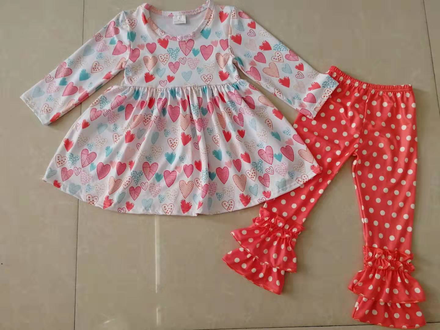 custom moq 5 mix size love print Valentine's Day with dolt pants outifts