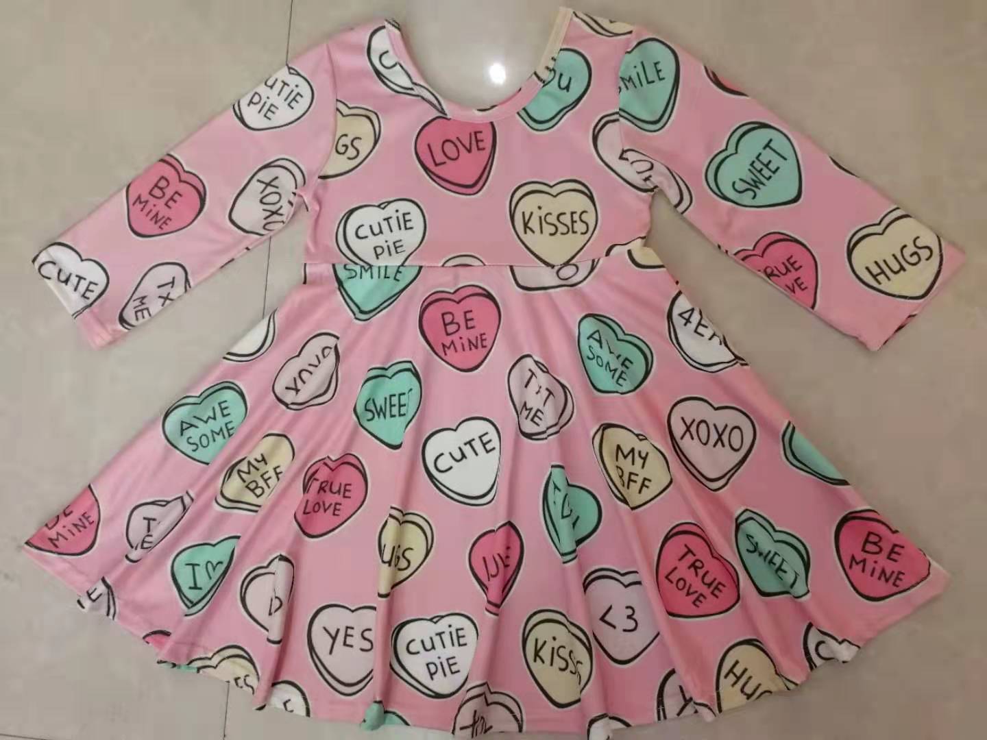 custom moq 5 mix size Valentine's Day pink long sleeve love name dress