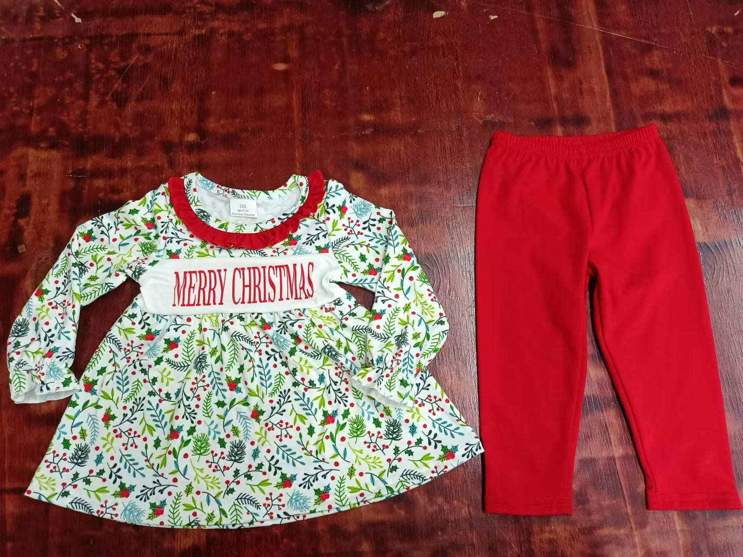 Custom moq 3 eta 6-7weeks Green Leaf Pleated Neck Long Sleeve Top & Red Pants Set