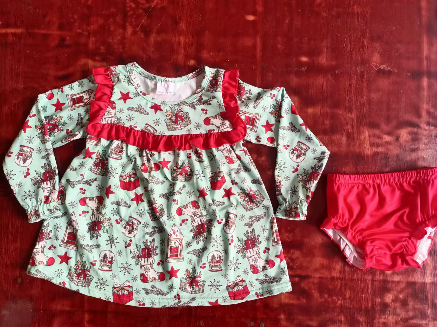 Custom moq 3 eta 6-7weeks Christmas House Red Pleated Square Neck Long Sleeve Top-Thong Set