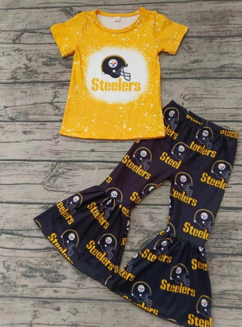Custom moq 3 eta 6-7weeks Black team helmet, yellow short-sleeved top and black flared pants set