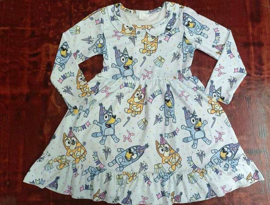 Custom moq 3 eta 6-7weeks White long-sleeved dress with flower hat and puppy pattern