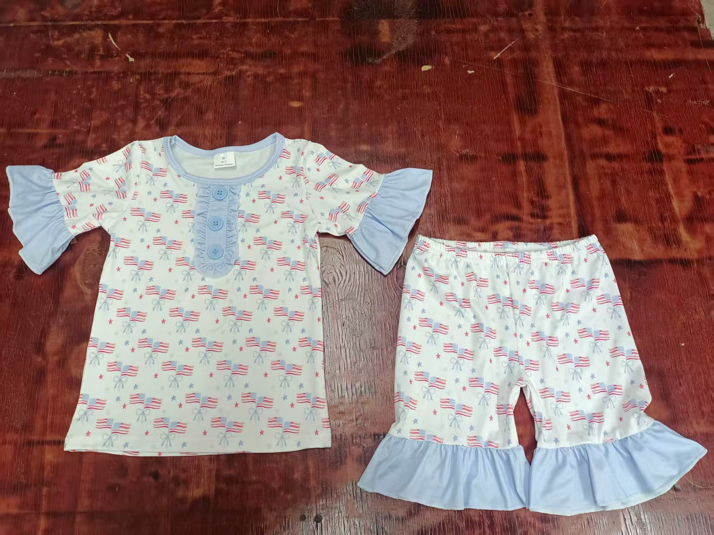 Custom moq 3 eta 6-7weeks baby girls clothes flag bow short sleeve shorts sets
