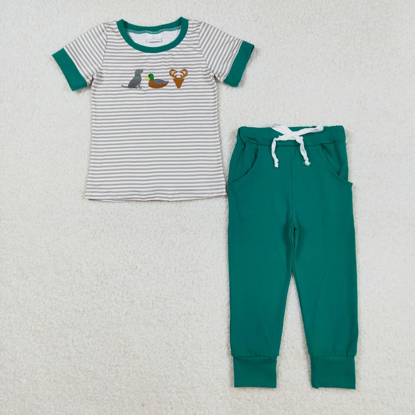 RTS NO MOQ(In Stock) BSPO0154 Embroidered Dog, Duck, Deer, Gray and White Striped Short-Sleeved Green Pants Set