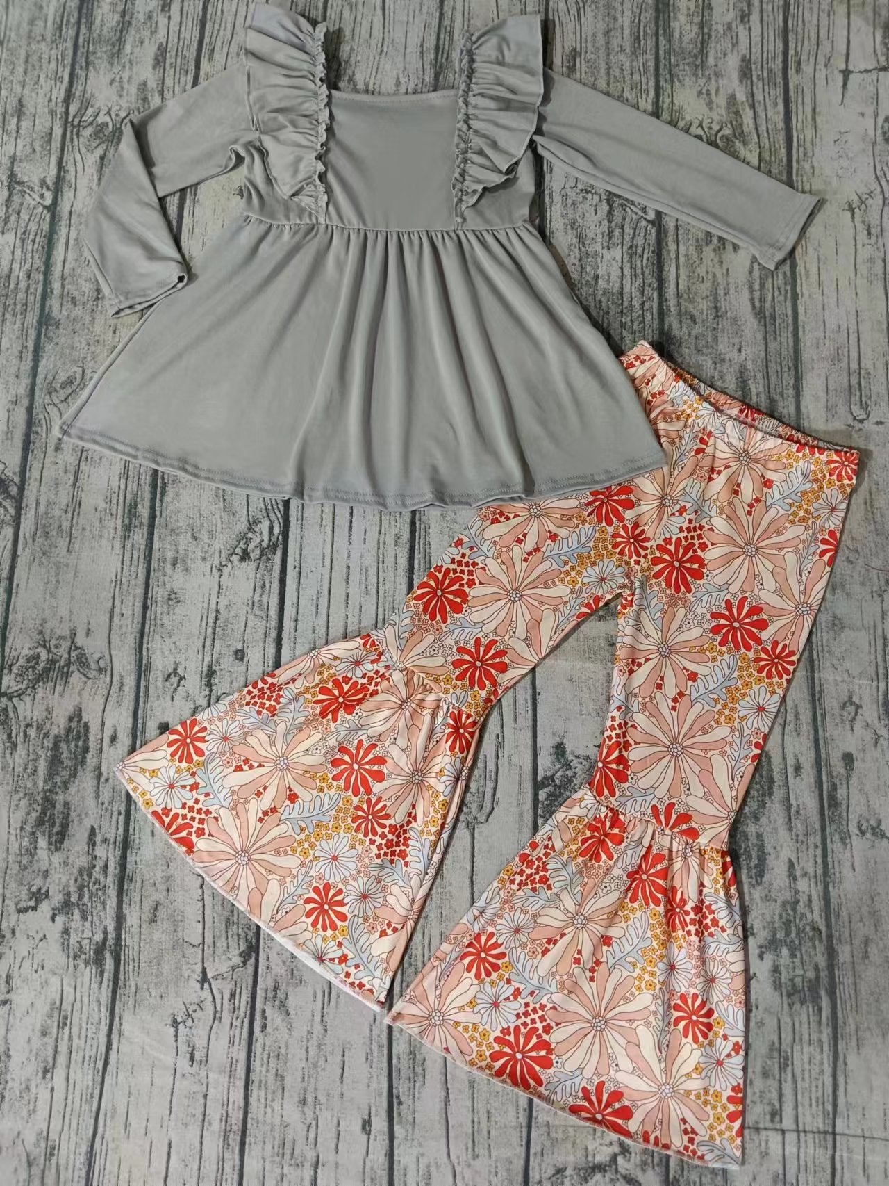 Custom moq 3 eta 6-7weeks Gray flying sleeves long-sleeved top-orange flower flared trousers set