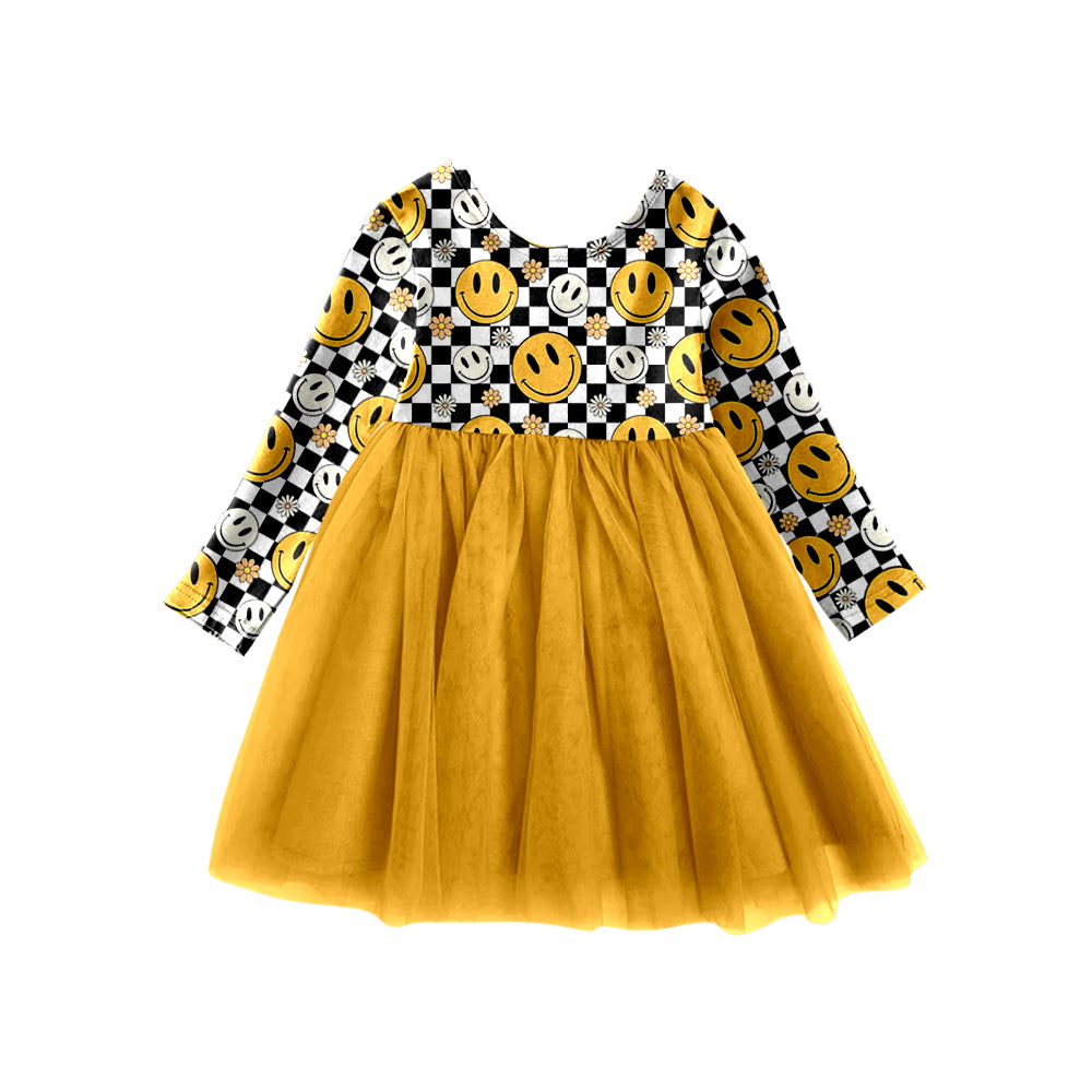 5.9custom each style moq 5eta 4-5week Sibling Sister Smiley face black and white plaid prints yellow girls set and dress and baby romper match family design