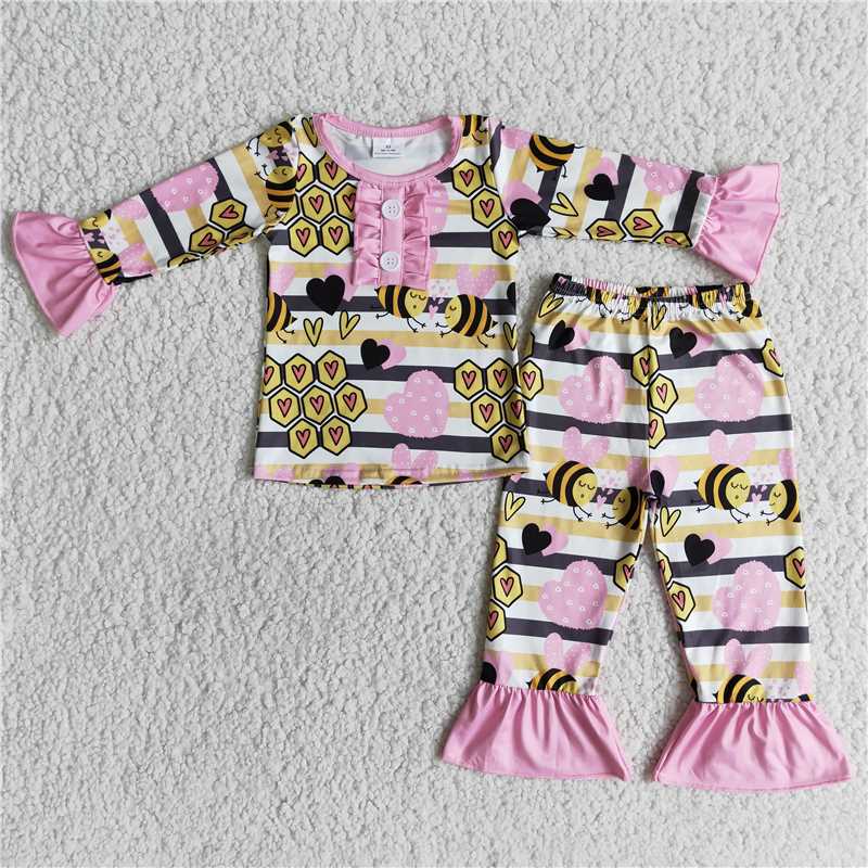 SALES NEW Baby Girls Valentines Honey Bee Ruffle Pajamas Sets Cute Baby Sleepwear Comfortable Soft Material Baby Clothing