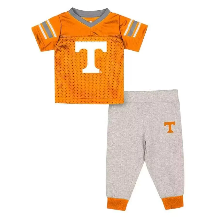 Deadline October 29 custom no moq eta 6-8weeks White letter T-shirt with polka dots and orange V-neck short-sleeved trousers suit