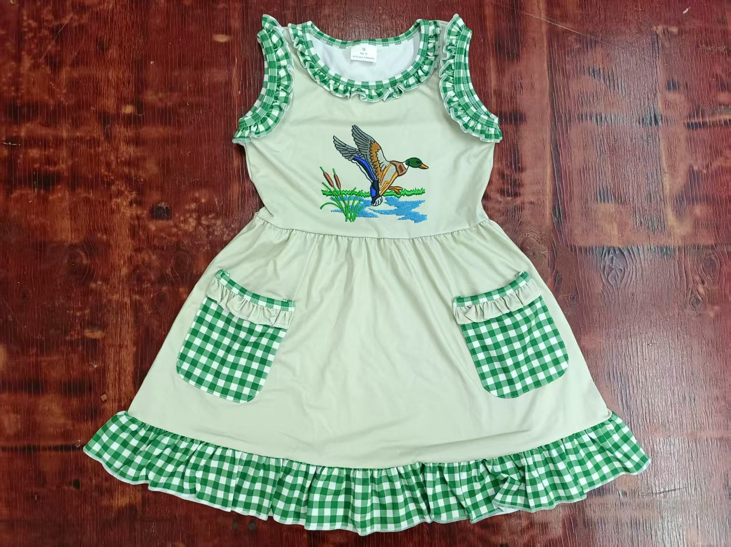 Custom moq 3 eta 6-7weeks baby girl clothes duck green sleeveless dress