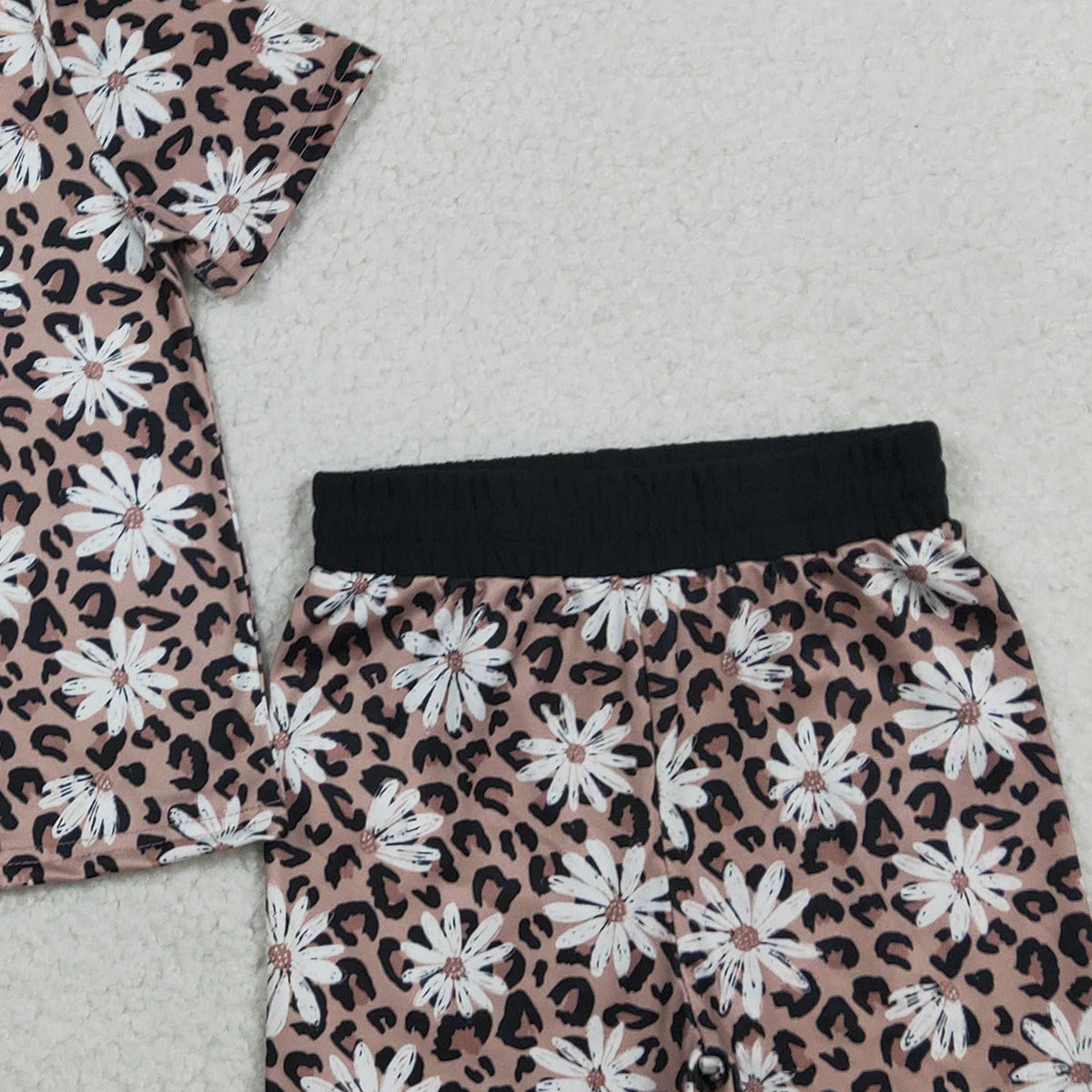 RTS NO MOQ GSSO3079 Baby Girls Leopard Daisy Flowers Short Pajamas Top Set Cute Animal Print Baby Clothing Set for Little Girls