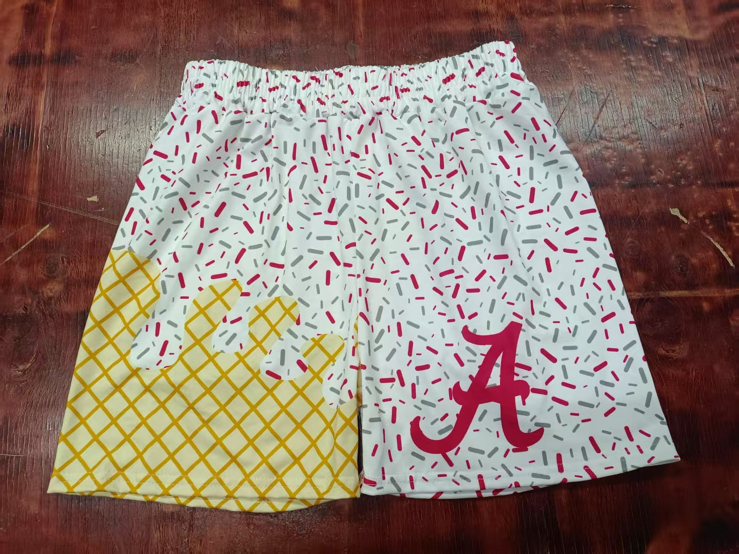 Custom moq 3 eta 6-7weeks kids clothes white and gold Beach Summer Shorts-25.5.7