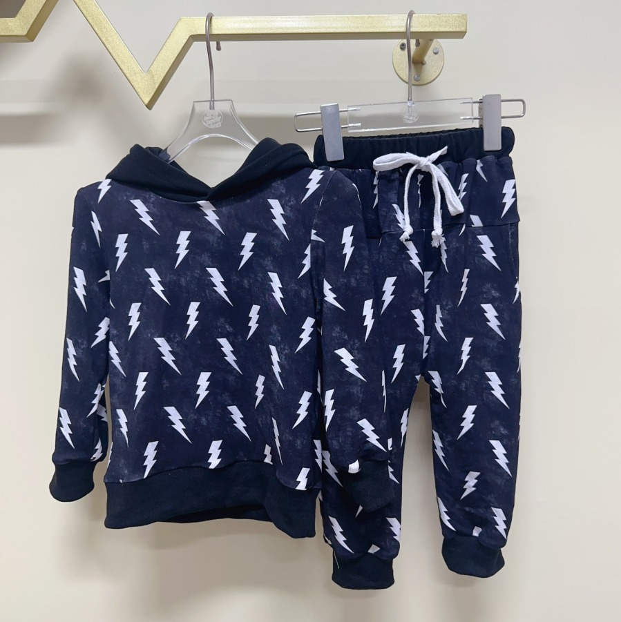 Custom moq 3 eta6/8week moq 5 eta 4/5weeks Long sleeves and long pants black lightning boy suit