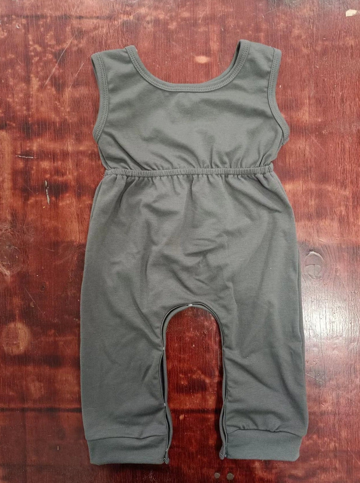 custom moq 5 eta 5weeks mix size team baby girls clothes dark gray vest summer Romper