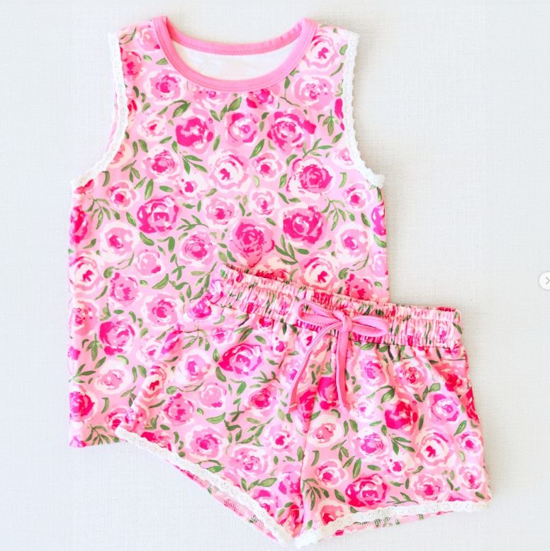 rose girl suit