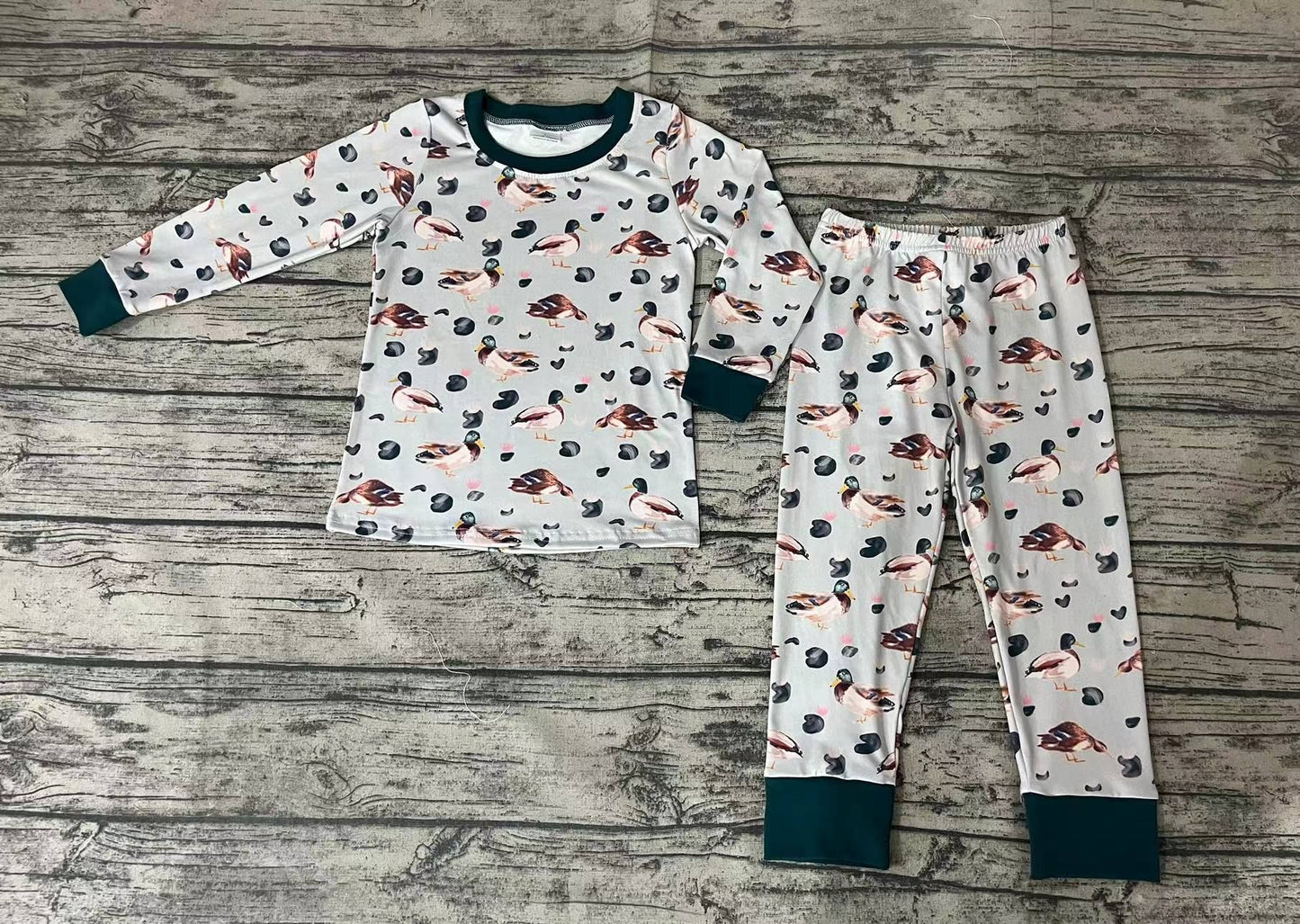 Duck lotus dark green long-sleeved trouser suit
