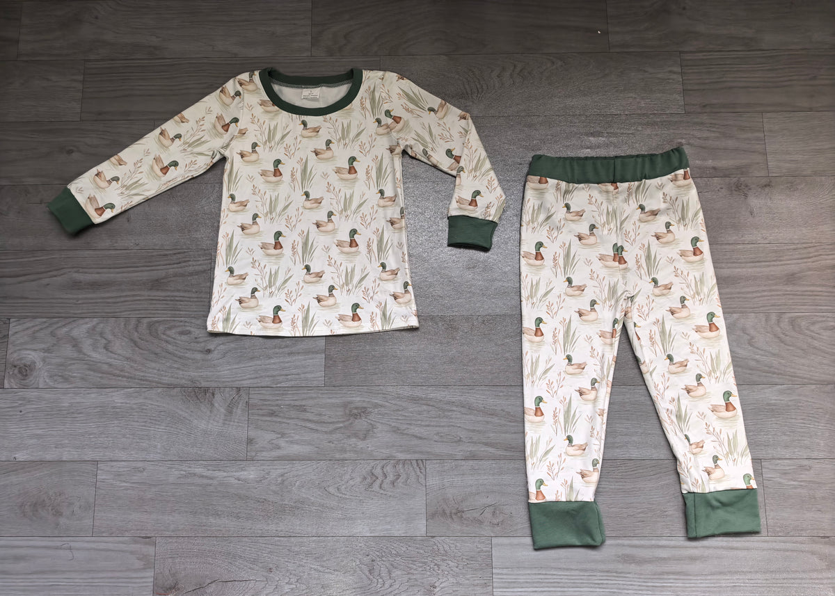 (Sample) No moq milk silk BLP1196 Baby Boys Long Sleeves Plaid Ducks Printed Top Pant Nightwear Pajamas Set