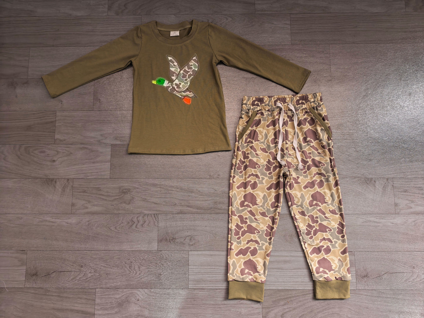 (Sample) No moq milk silk BLP1494 Embroidery Camo Ducks Baby Boys Top Pockets Jogger Hunting Clothes Sets
