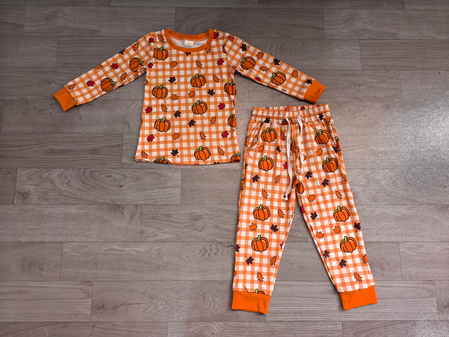 (Sample) No moq milk silk BLP1540(BT1929+P1198)Baby Boys Pumpkins Checked Print Top Pockets Pant Fall Casual Set