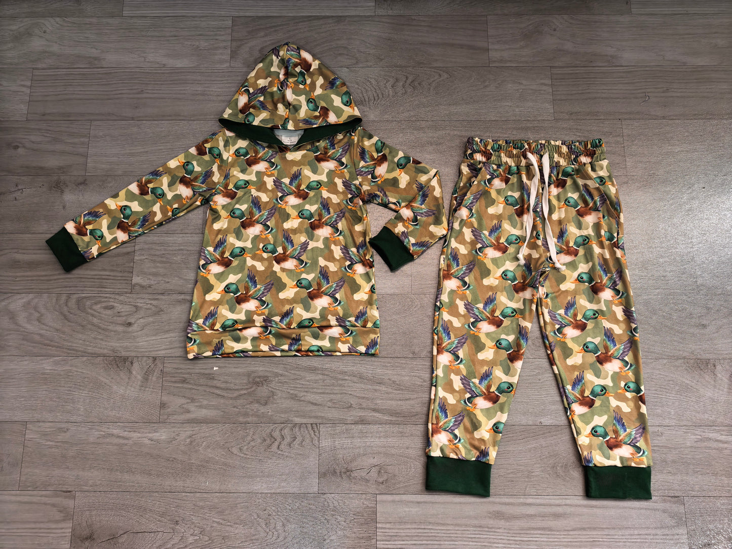 (Sample) No moq milk silk BLP1543 Baby Boys Green Camo Ducks Hoodie Pockets Jogger Hunting Clothes Set Spring Fall Casual Outfit