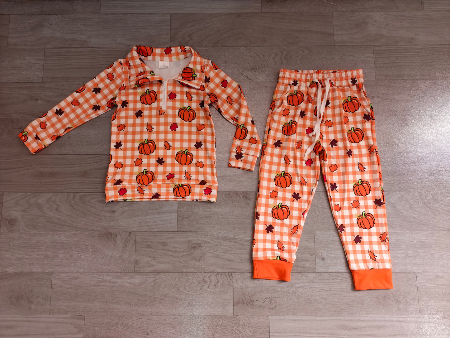 (Sample) No moq milk silk BLP1574(BT1895+P1198)Baby Boys Pumpkins Checked Print Half Zip Collar Long Sleeve Top Jogger Pant Set