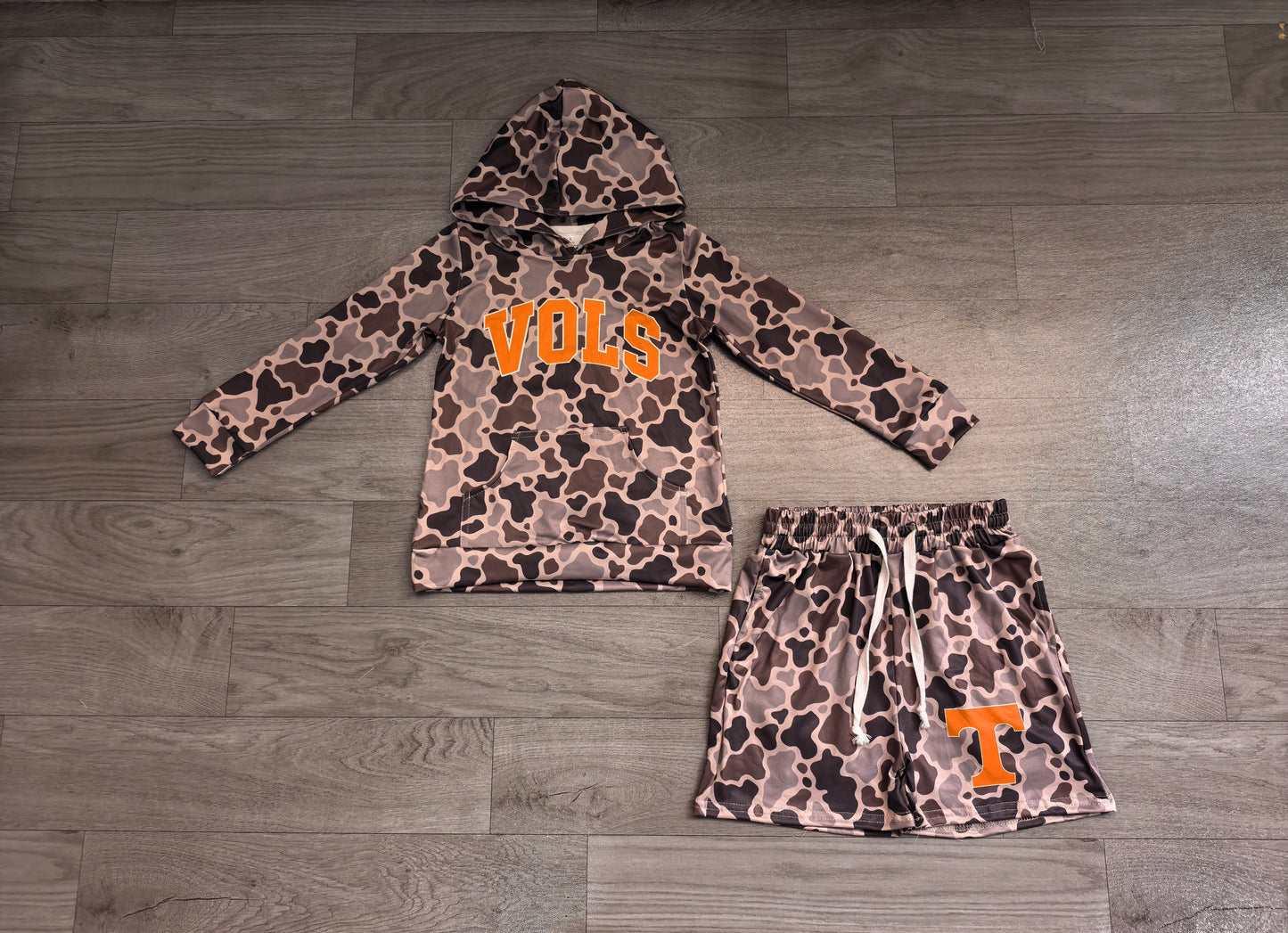 (Sample) No moq milk silk BLS0049 Baby Boys Camo Letter Print Long Sleeve Hoodie Tops Shorts Team Clothes Set