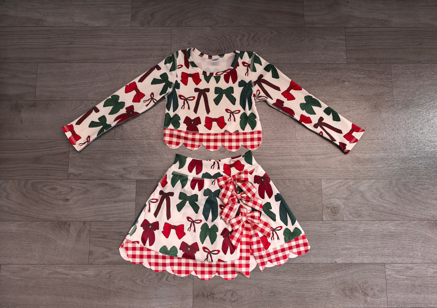(Sample) No moq Yoga GLD1677 Baby Girls Green Red Bows Top Bows Skirt Short Christmas Yoga Active Scallop Clothes Set