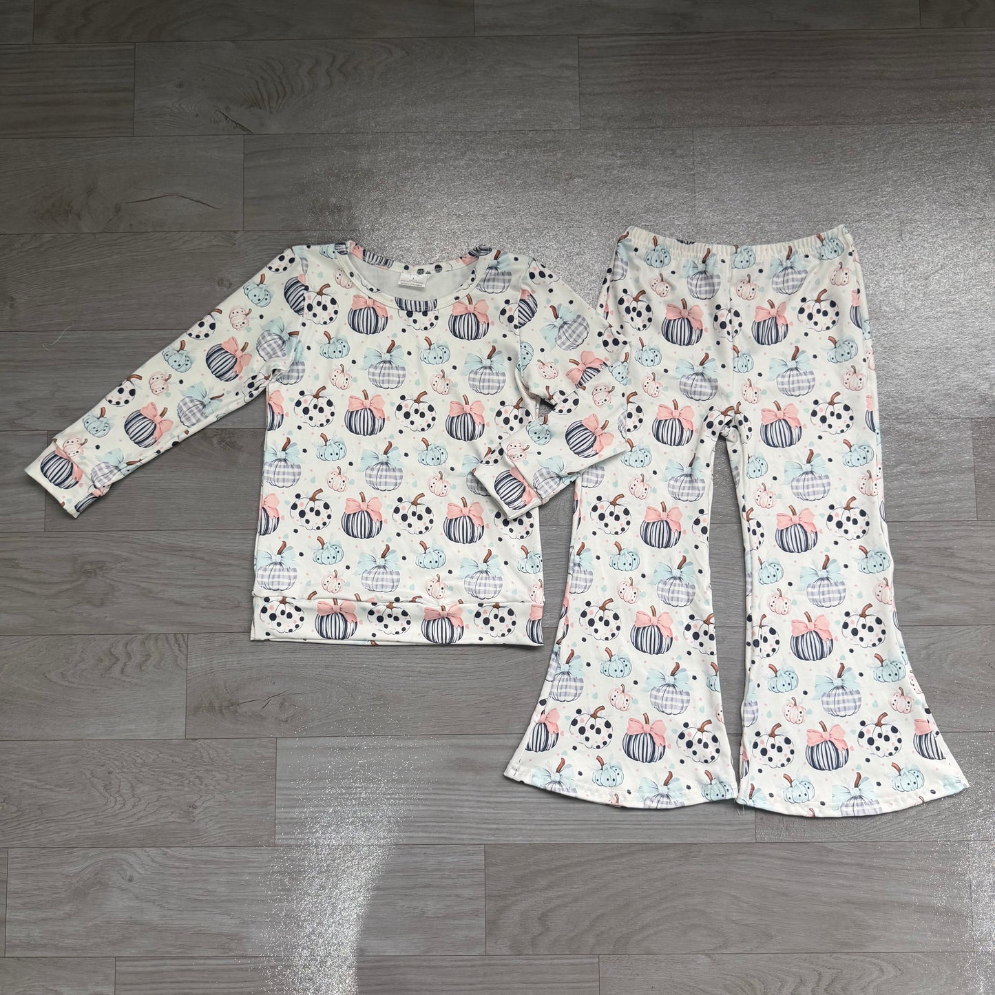 (Sample) No moq milk silk GLP3403 Baby Girls Bow Pumpkin Print Long Sleeve Shirt Top Flare Bell Bottom Pants Clothes Sets
