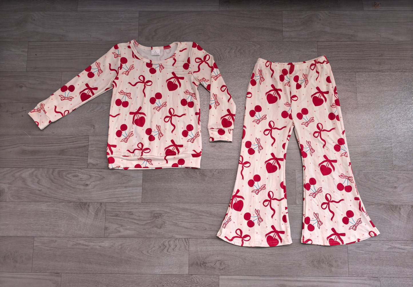 (Sample) No moq milk silk GLP3636 Baby Girls Heart Cheer Top Bell Bottom Pant Valentines Outfit