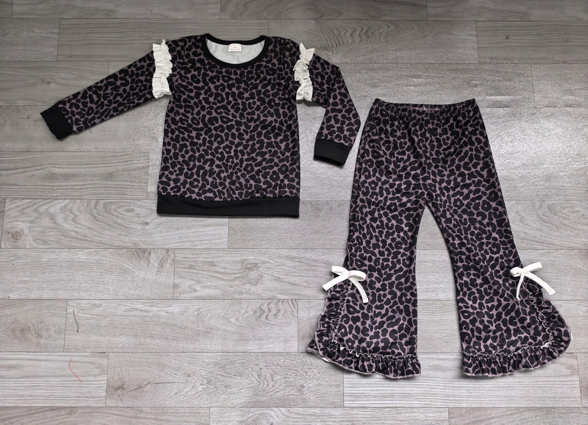 (Sample) No moq milk silk GLP3930 Baby Girls Black Leopard Top Ruffle Hem Flare Pant Matching Outfit