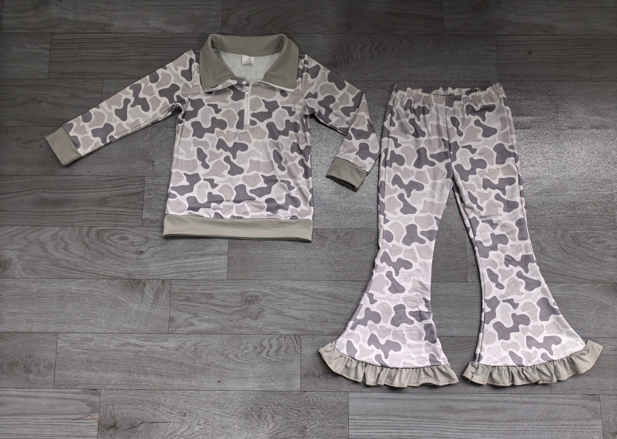 (Sample) No moq milk silk GLP3958 Baby Girls Grey Camo Print Half Zip Collar Top Ruffle Flare Pant Clothes Set