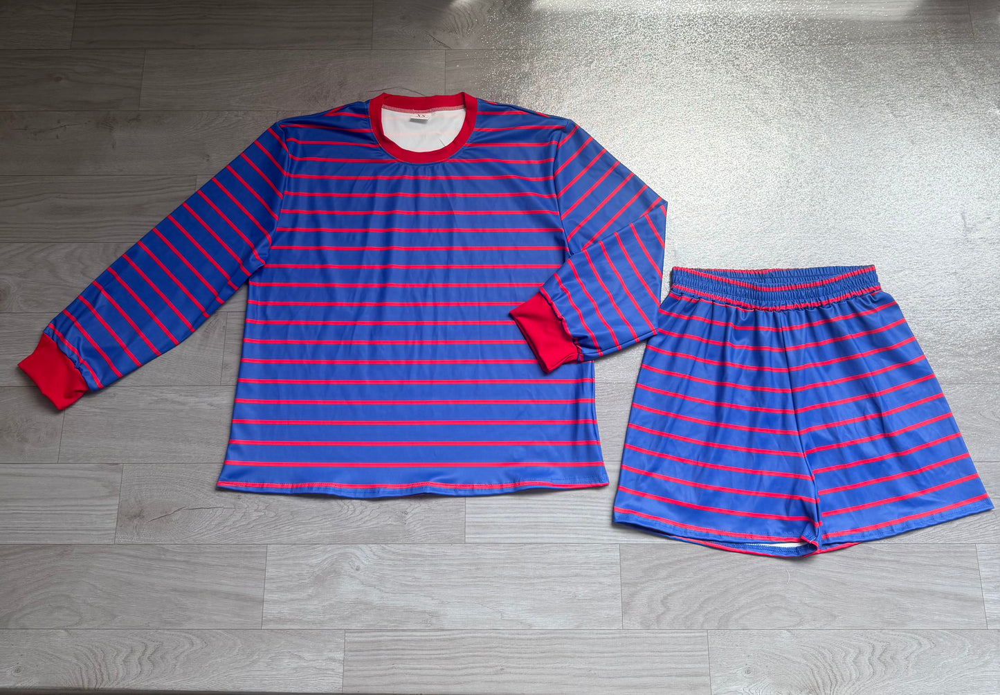 (Sample) No moq yoga fabric GLS0160 Yoga Adult Women Red Blue Stripe Print Shirt Top Matching Shorts Two Piece Yoga Active Clothes Set