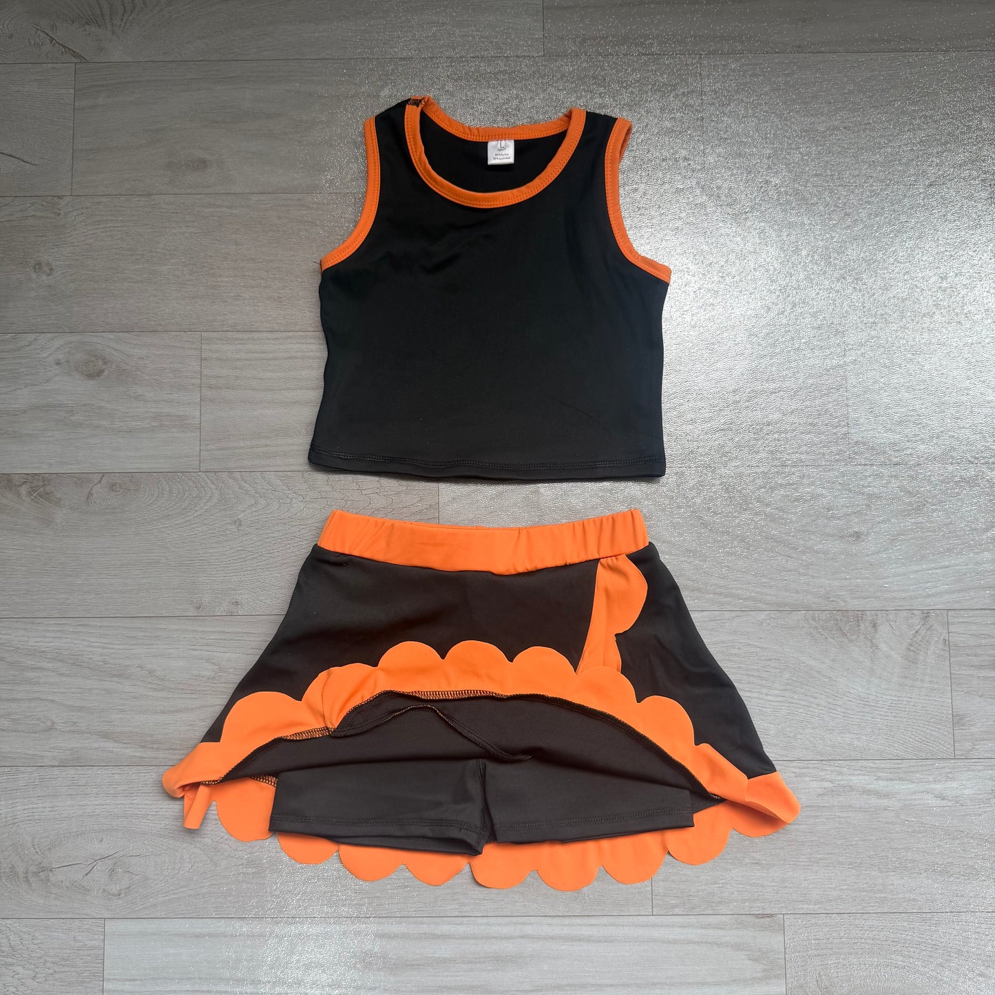 (Sample) No moq yoga fabric cotton GSD4259 Yoga Baby Girls Block Orange Black Scallop Edge Vest Short Skirt Active Outfit Sets