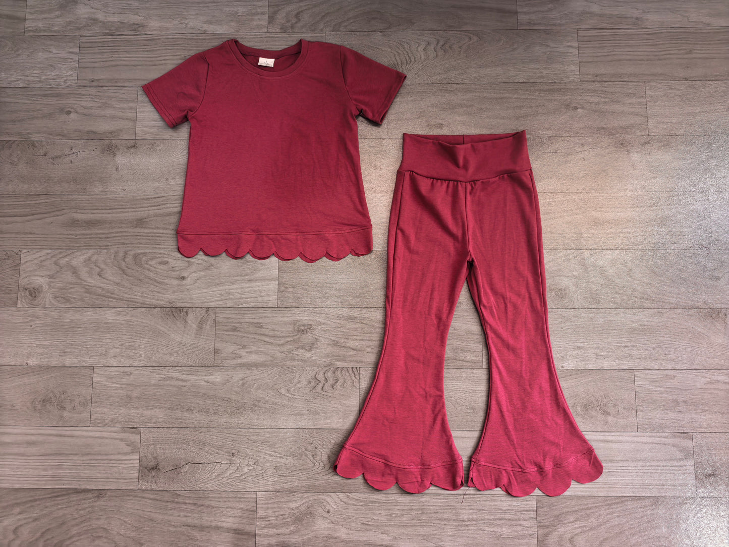(Sample) No moq milk silk GSPO2341(GT1771+P1079)Baby Girls Red Short Sleeve Shirts Top Flare Pant Scallop Clothes Sets