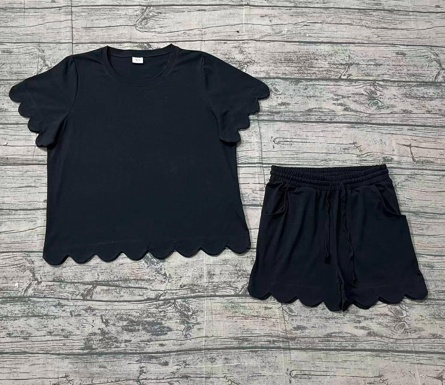 (Pre Order) No moq GSSO3200 Pre-order scallop adult clothes summer black short sleeve shorts sets-26.1.25