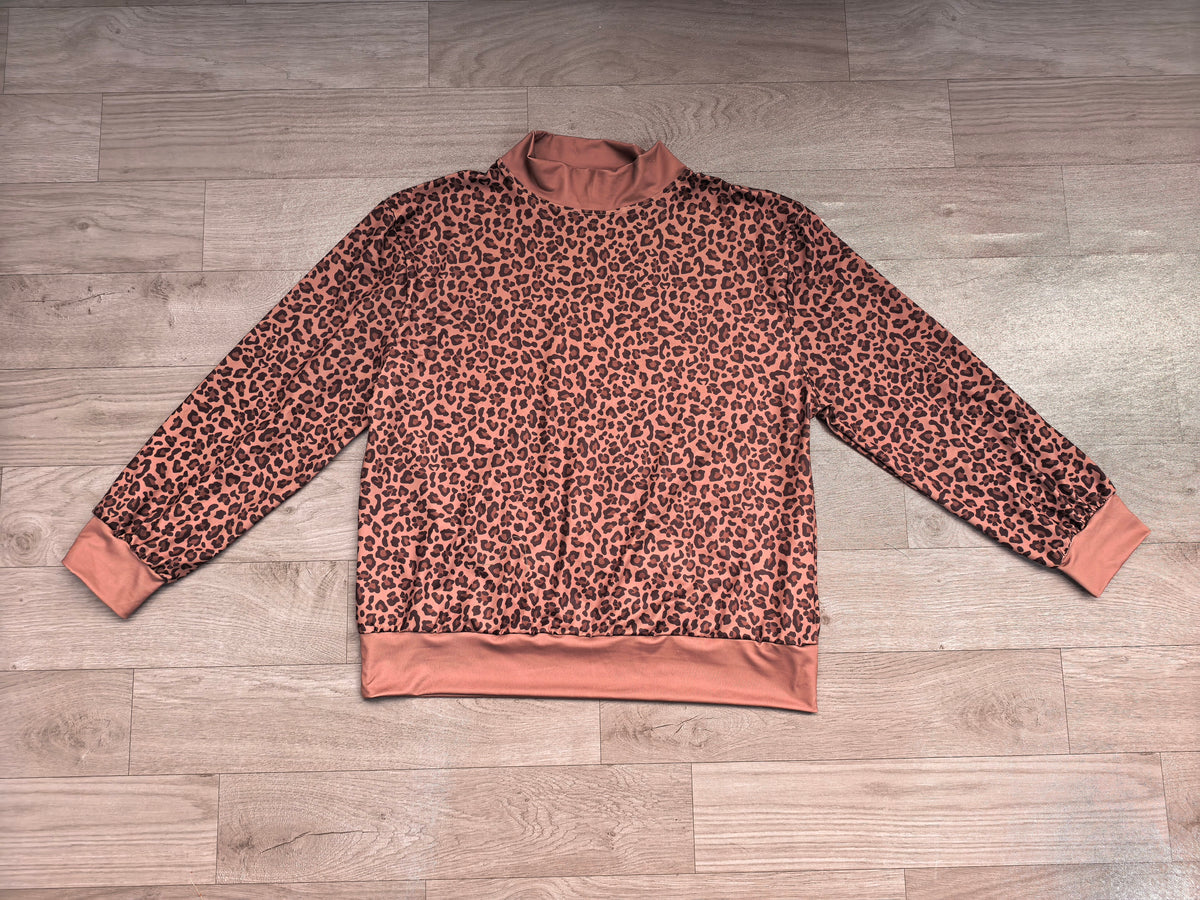 (Sample) No moq milk silk GT1840 Adult Women Leopard Print Long Sleeve T‑shirts Top Casual Daily Wear