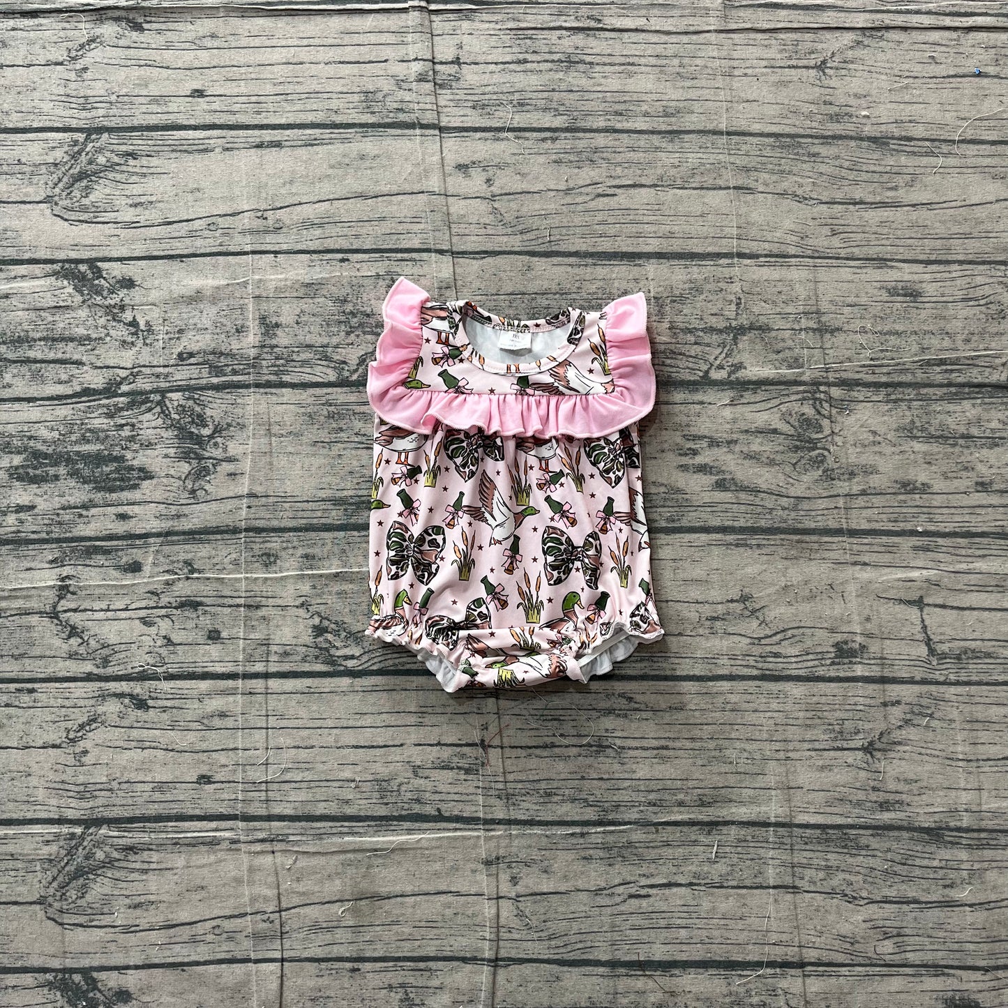 (Sample) No moq milk silk SR4160 Baby Girls Hunting Camo Sleeveless Ruffle Romper With Duck Bows