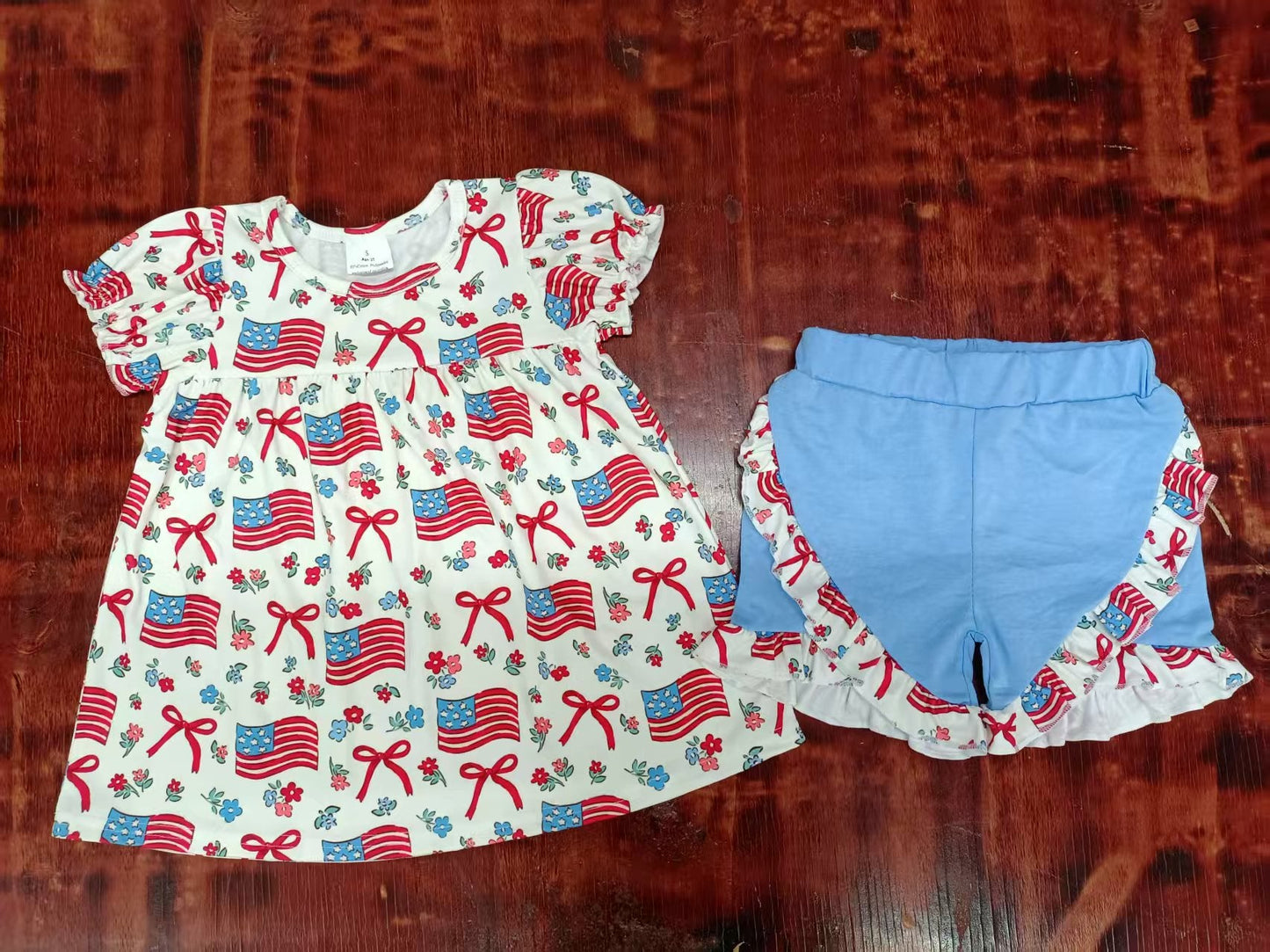 Custom moq 3 eta 6-7weeks baby girls clothes bow floral flag short sleeve shorts sets-25.5.10