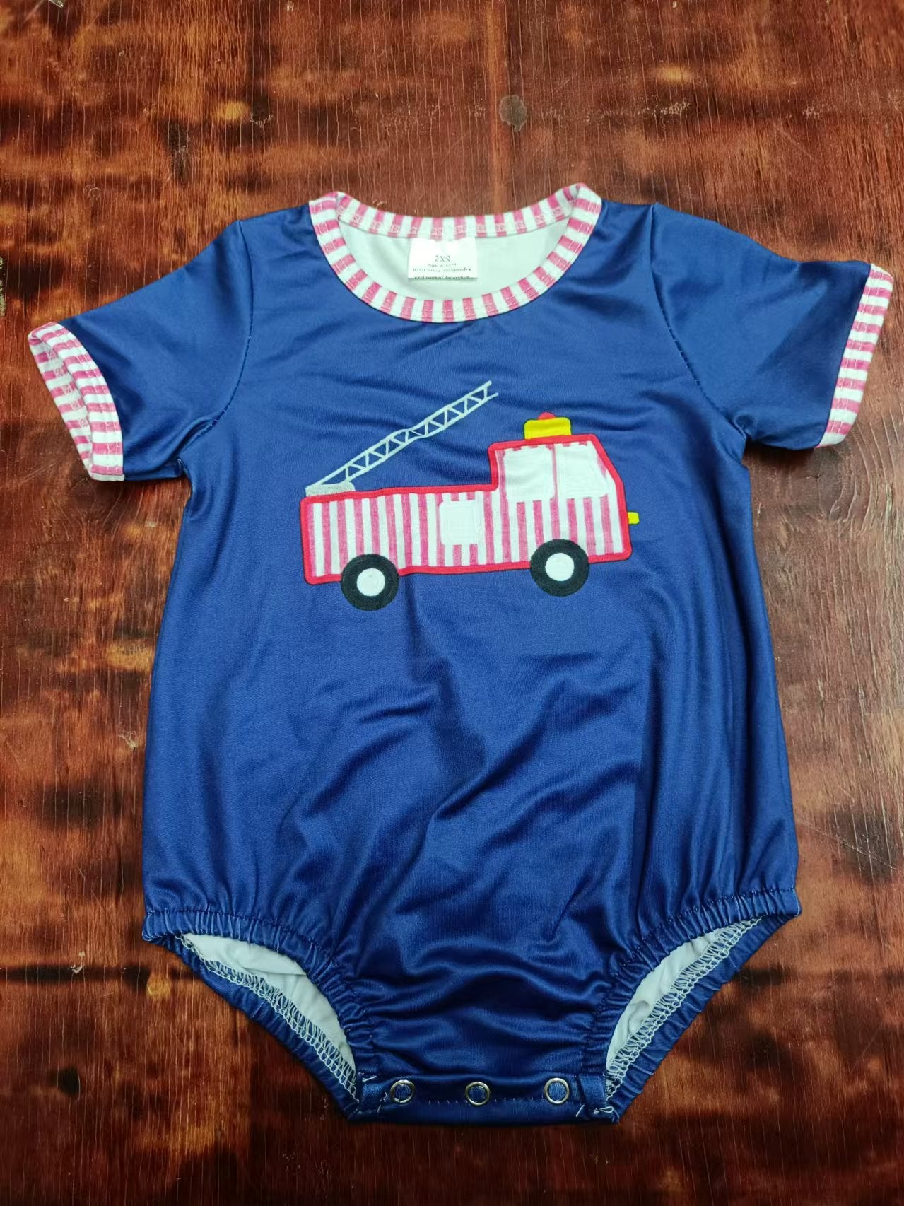 Custom moq 3 eta 6-7weeks Embroidered crane dark blue short-sleeved romper