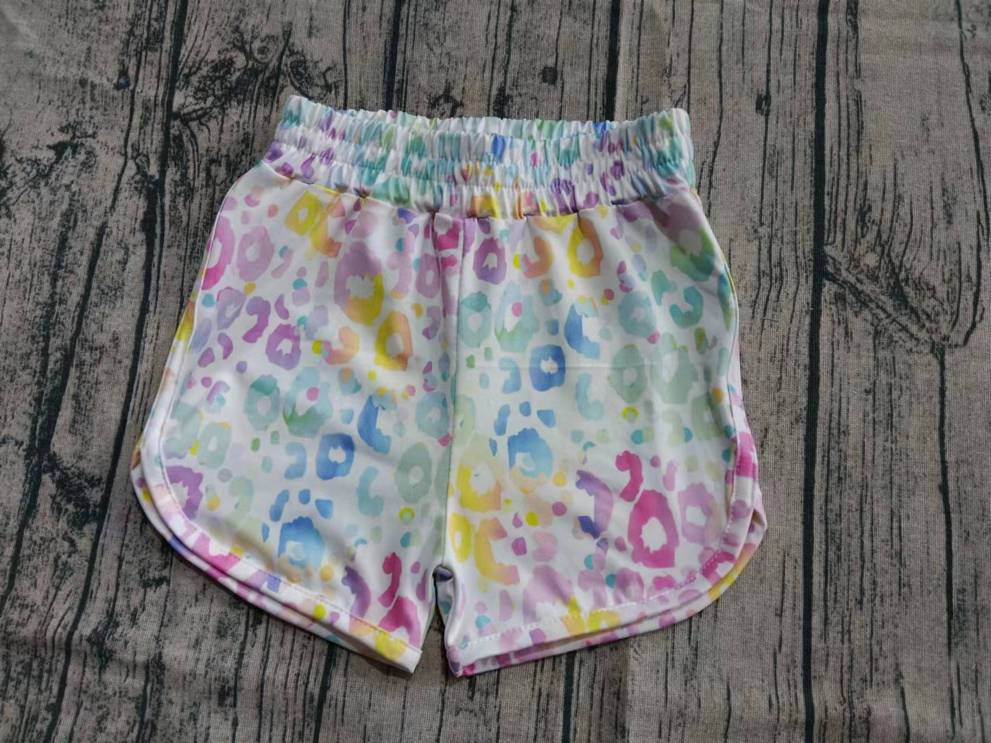 Custom moq 3 eta 6-7weeks baby girls clothes colorful leopard Summer Shorts-25.5.29