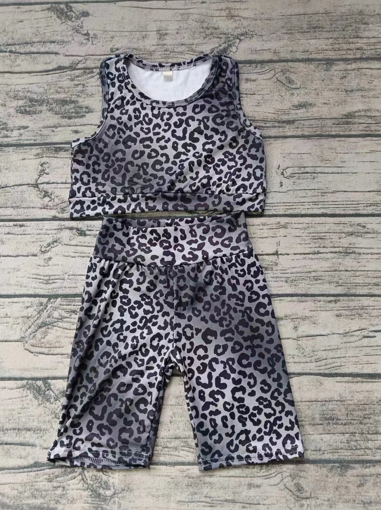 custom moq 5 eta 4-6weeks summer team baby girls clothes gray leopard short sleeve shorts sets