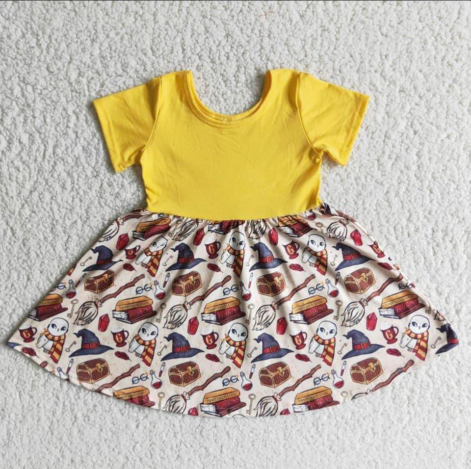 yellow dress