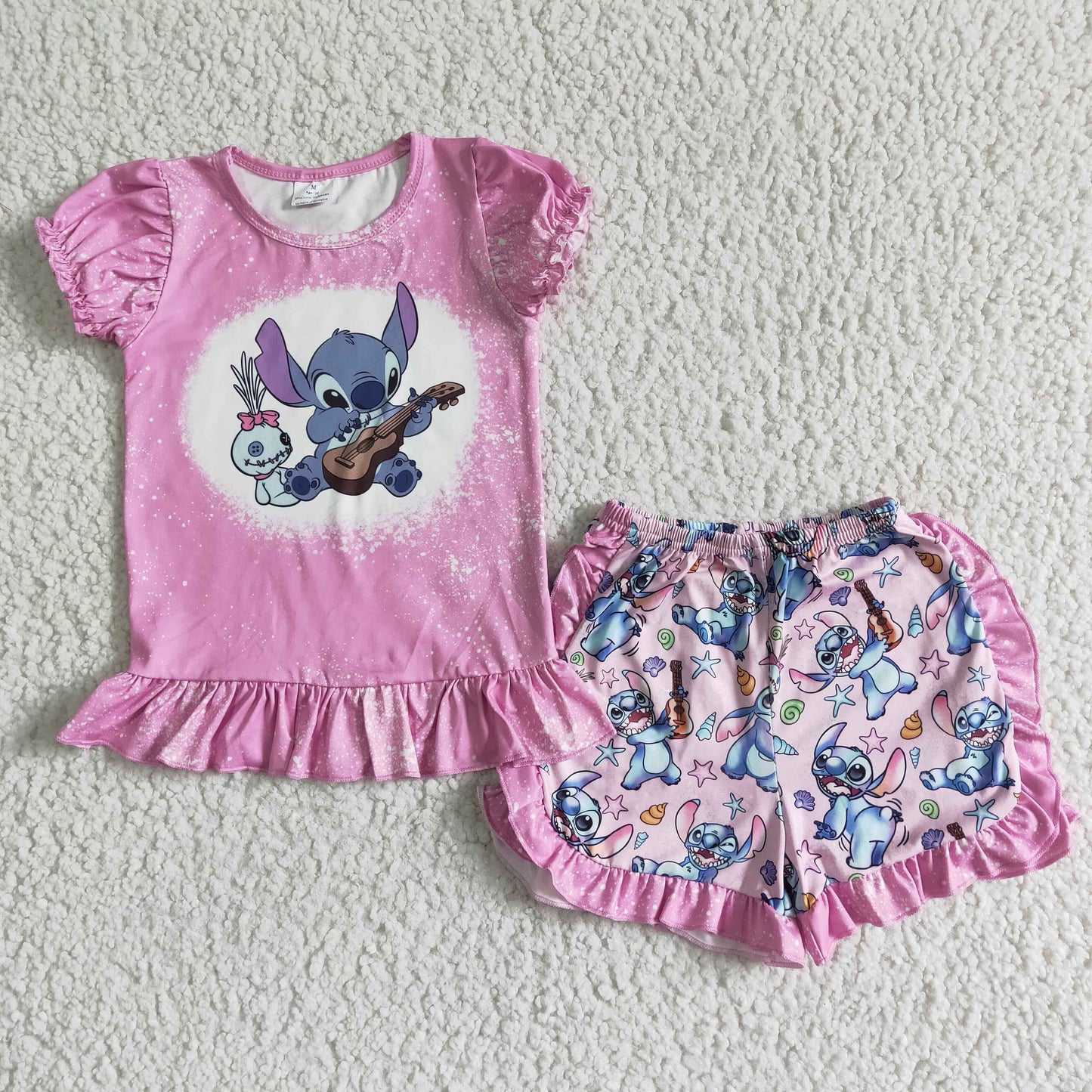 pink top with shorts outfits