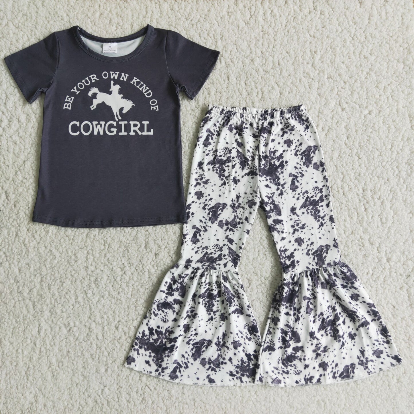 COWGIRL Black Riding Short Sleeve Pattern Flared Pants