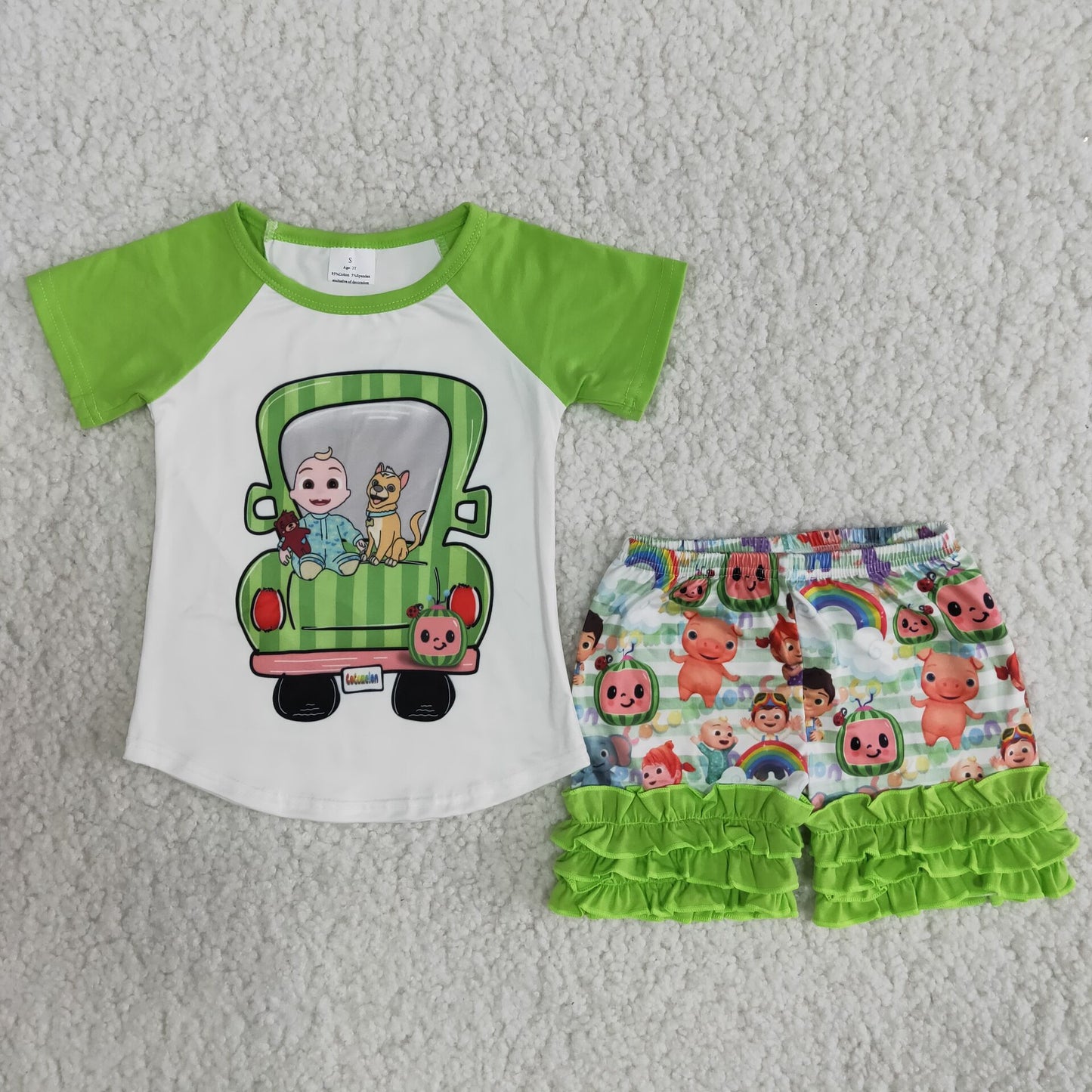 GREEN SUMMER OUTFITS