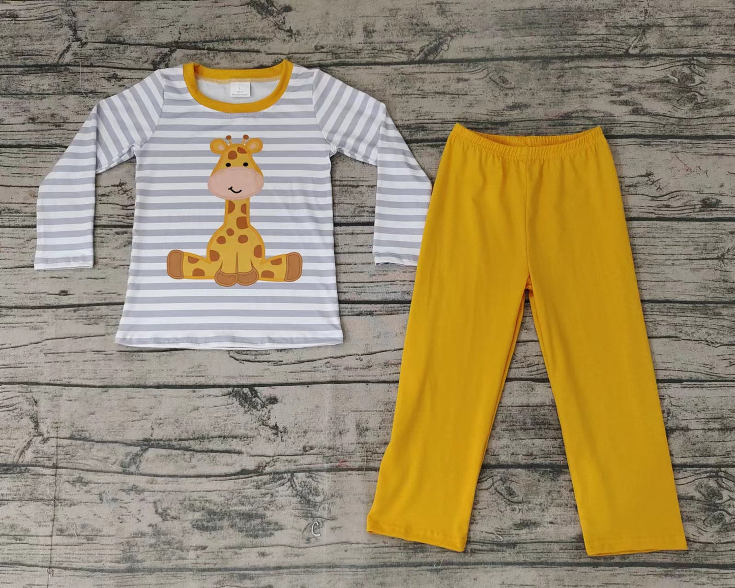 pre -order sample long sleeve long pants outfit giraffe print