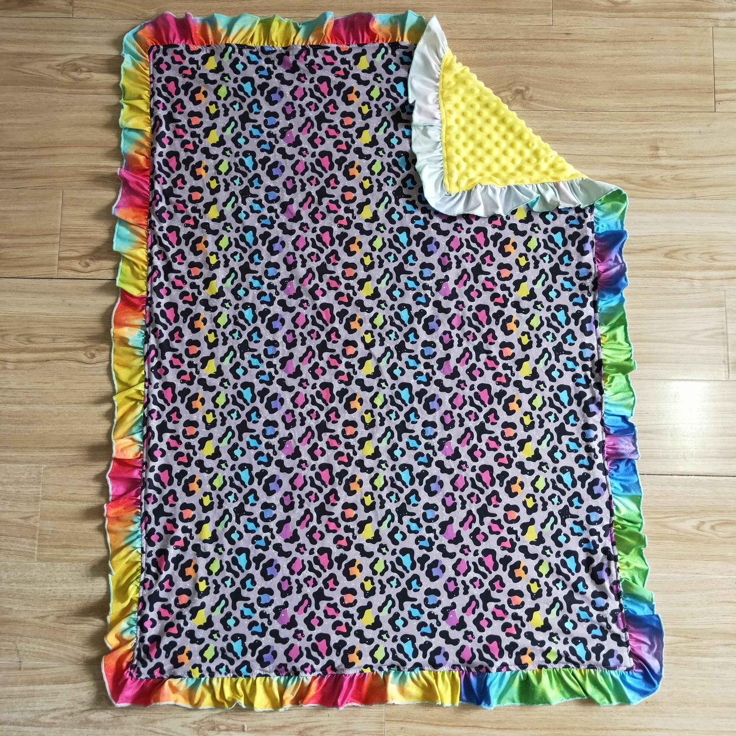 BL0028 leopard print blanket