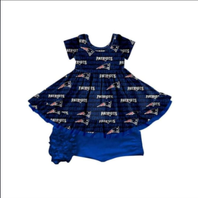 SUMMER WITH BLUE SHORTS OUTFITS
