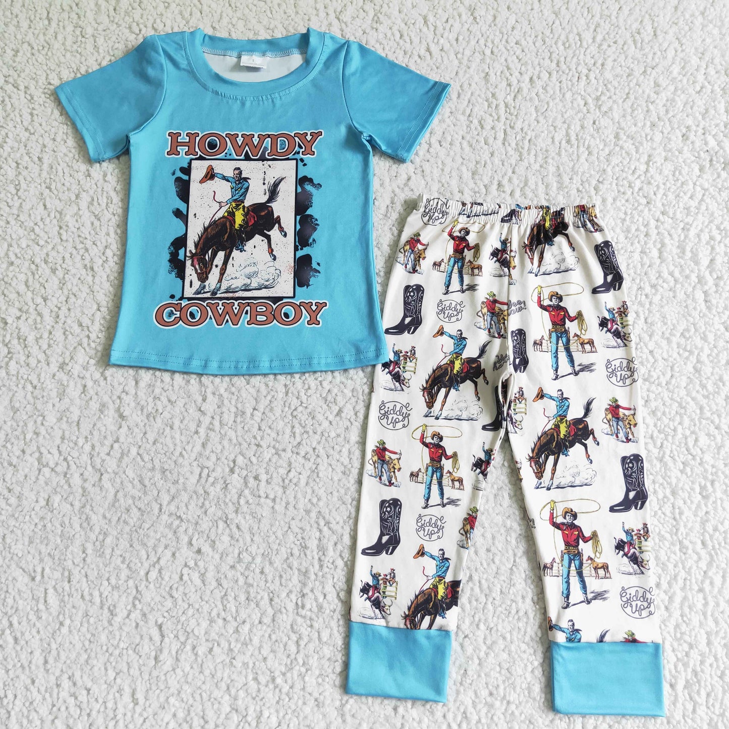 COWBOYS TOP WITH OUTFITS