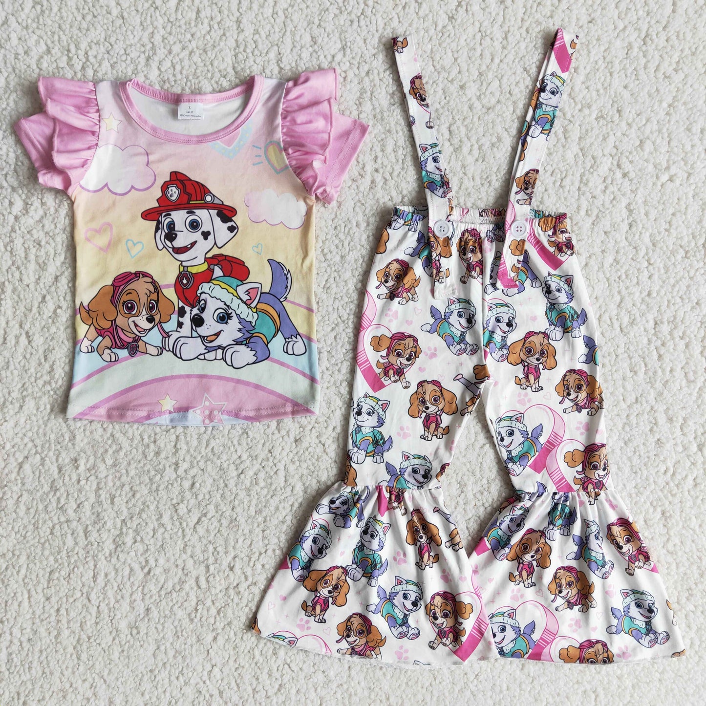 pink t-shirt and overbell outfits