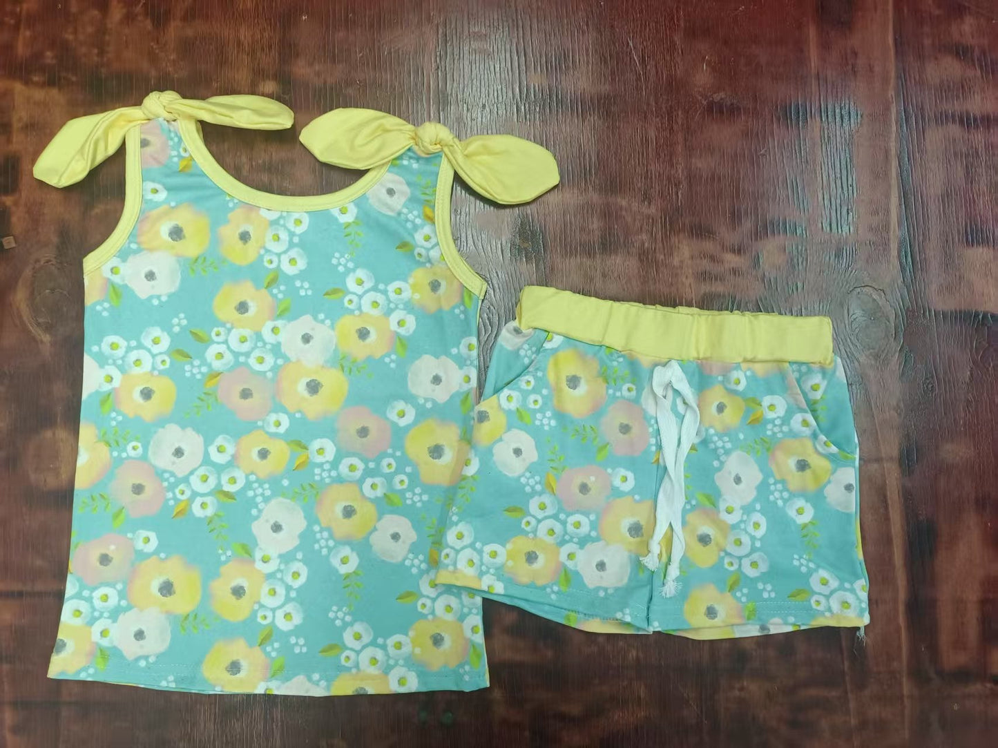 Custom moq 3 eta 6-7weeks baby girls clothes floral sleeveless shorts sets